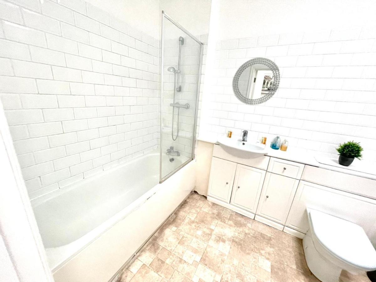 Koala & Tree - 2 Bedroom In City Centre - Short Lets & Serviced Accommodation Cambridge Eksteriør billede